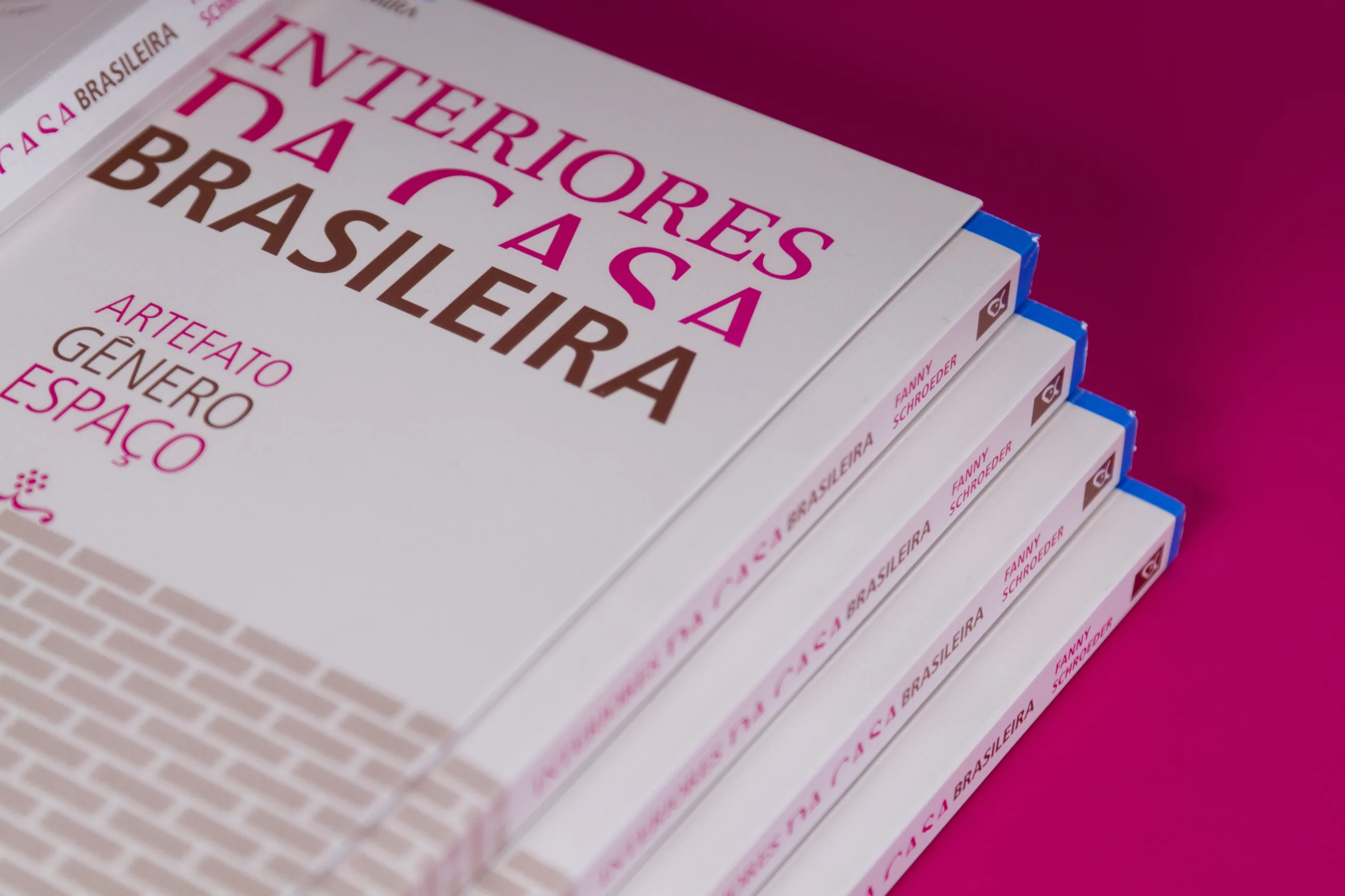 Capa Interiores da Casa Brasileira